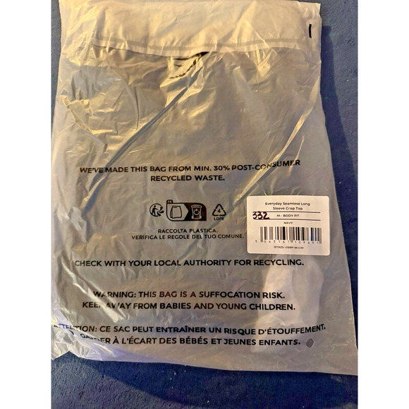 Women’s Everyday Seamless Long Sleeve Crop Top Navy Medium - Picture 3 of 5